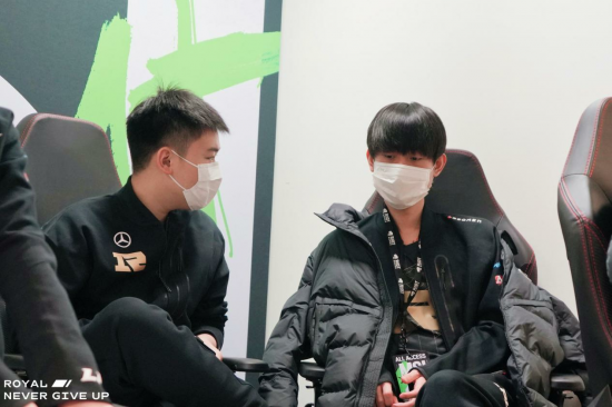 女子战队争夺Mobile Legends电子竞技世界杯冠军